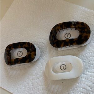 Tortoise and White Hair Clips Set by TELETIES